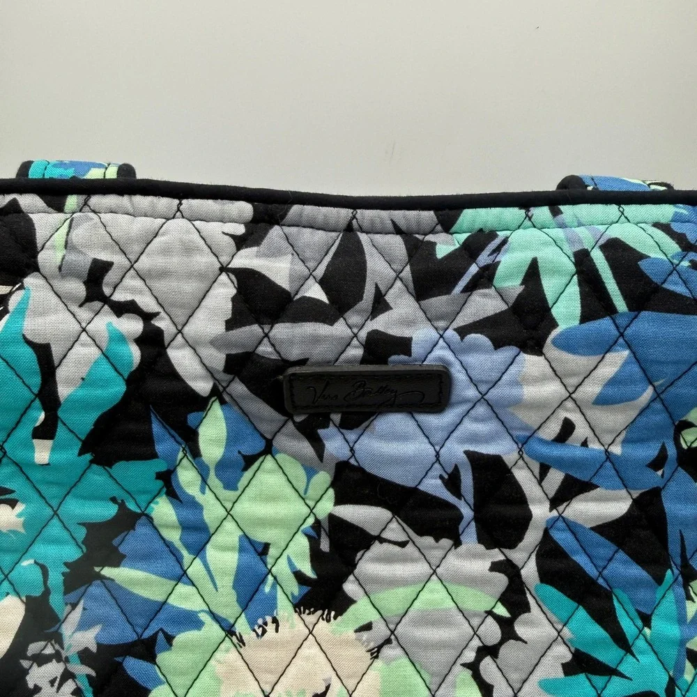 Vera Bradley Tote Bag Womens Medium Blue Floral Camofloral Quilted Cotton